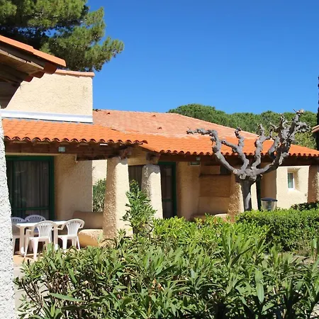 Village & De Camping
